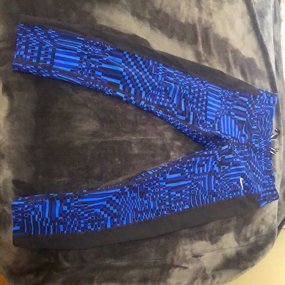 Nike dry fit yoga pants